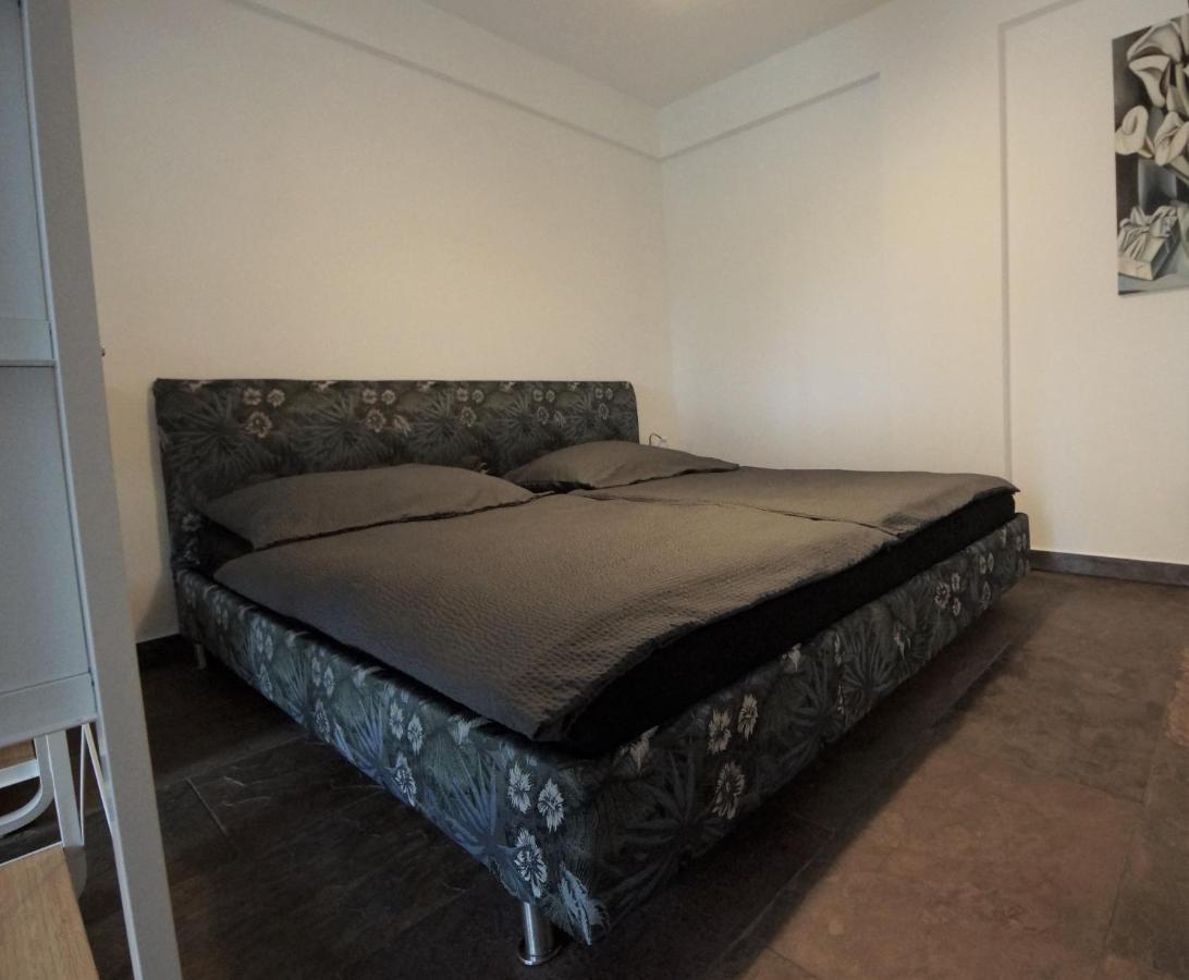 Ruhe Oase Mit Tollem Fernblick Inmitten Der Apartment